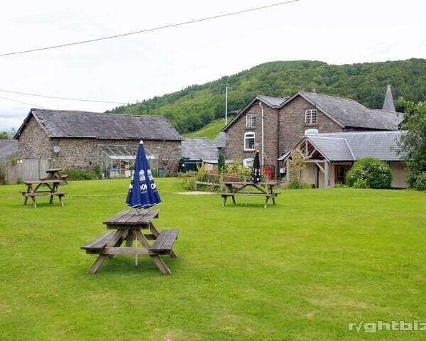 CAERSWS, POWYS-16TH CENTURY INN,BUNGALOW & COTTAGE Photo 9