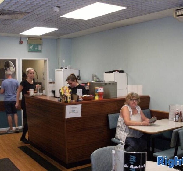 PRICE REDUCED - Busy Daytime Diner In Basingstoke for Sale Photo 9
