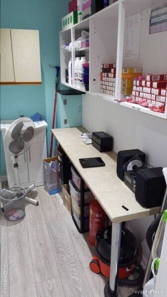 Thriving hair & nail salon on the outskirts of Chester. Beautifully furnished. Clients ready Photo 9