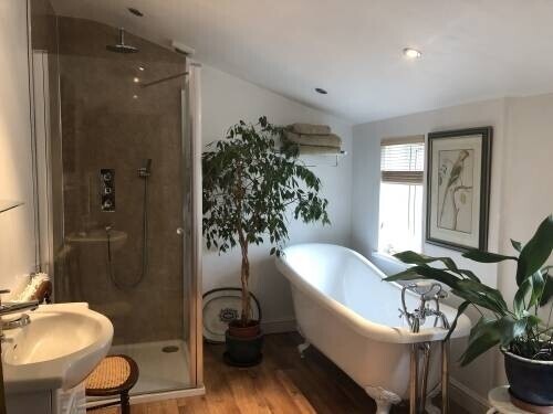 Beautiful Family Home & Cattery for sale in Cumbria Photo 9