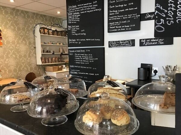 Beautifully Presented Coffee Shop in Affluent Location Photo 9