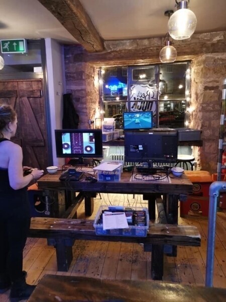 Craft Beers & Gin Bar With Retail For Sale Leek Photo 9
