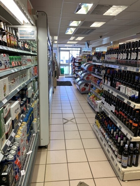 Well Presented High Turnover Profitable Business Fantastic Location - Freehold Option Available Photo 9