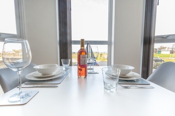 Exceptional holiday self catering business on Seafront; 7 apartments & cottage - managed remotely Photo 9
