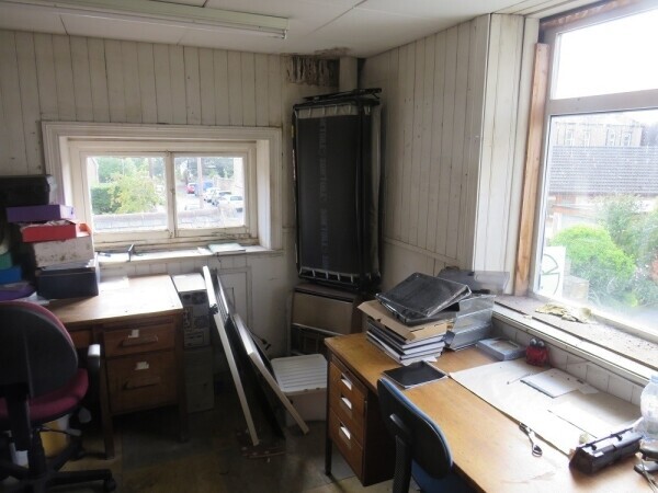 Old-Established Car and Motorbike MOT & Repairs Garage Photo 9