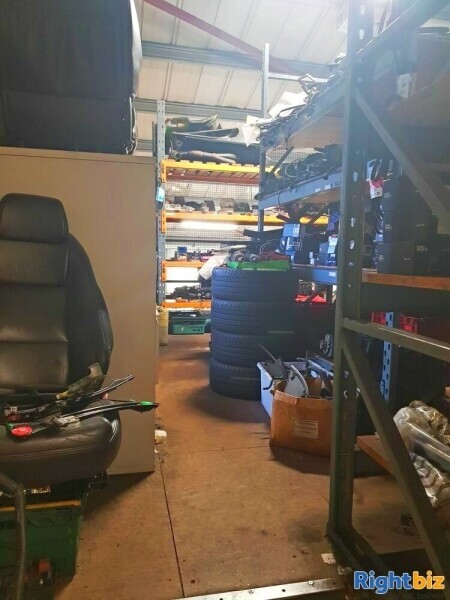 Freehold: Established Car Saab Specialist Garage and Mot testing Centre in Prime Location Photo 9