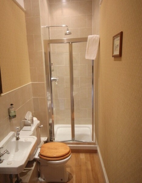 Exceptional Hotel with Self-Catering Accommodation Set in Argyll Photo 9