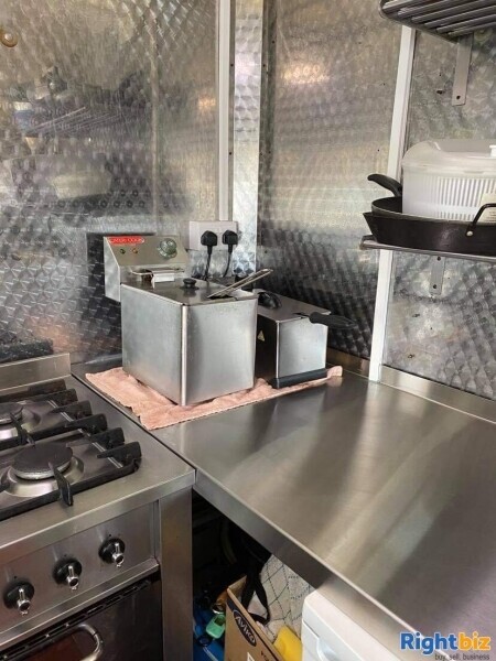Catering van with pitch, Ringwood, Hampshire Photo 9
