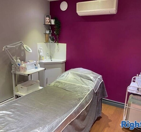 Well Established Beauty Salon For Sale Photo 9