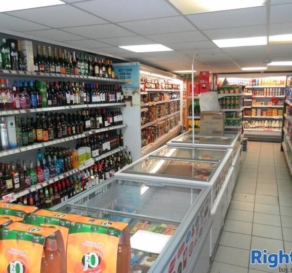 Freehold Convenience Store & Off-License Located In Polesworth Photo 9