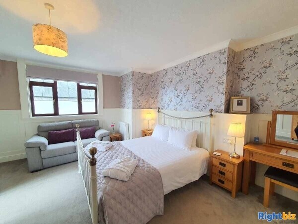 Beautiful Edwardian Guest House for Sale Photo 9
