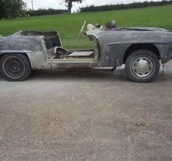A RECORD-BREAKING CLASSIC CAR RESTORATION FACILITY Photo 9