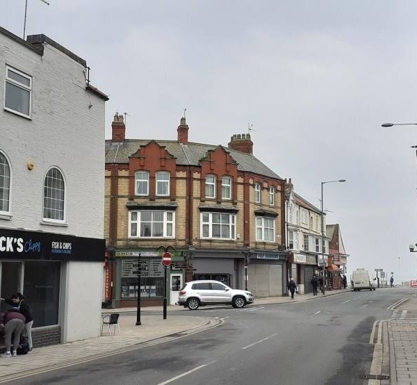 OUTSTANDING FISH & CHIP SHOP WITH CAFE AREA. 4.5 DAYS TRADING ONLY. YORKSHIRE COAST Photo 9