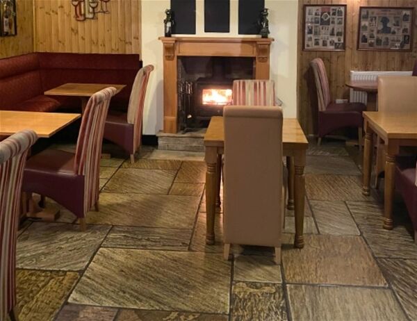 PUBLIC HOUSE & RESTAURANT in riverside village EAST YORKSHIRE Photo 9