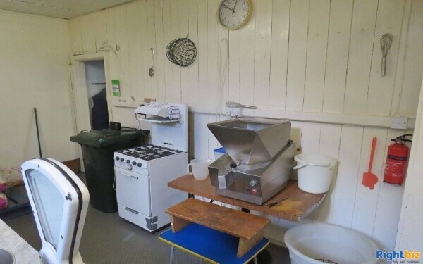 Established Fish and Chip Shop and Freehold Property Photo 9