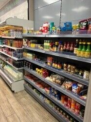 Convenience Store & Off Licence in Richmond upon Thames Photo 6