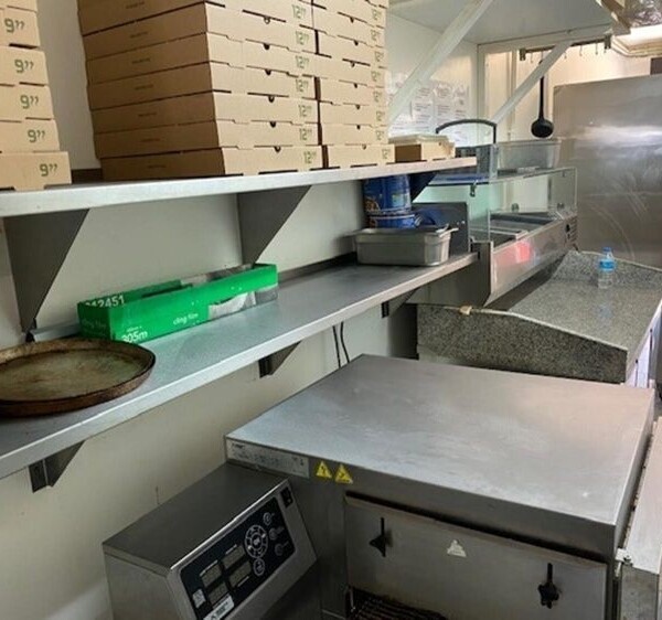 Leasehold Burger & Pizza Takeaway Located In Rednal Photo 9