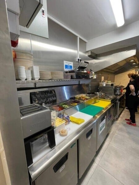 Cafe Bistro For Sale in Crouch End Photo 9