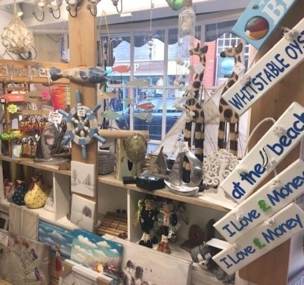 Leasehold Retail Toy Shop Located In Padstow Photo 9
