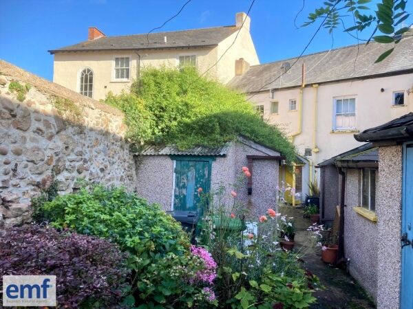 TEA ROOMS & TEA GARDEN with COLLECTABLES & CRAFTS Photo 9