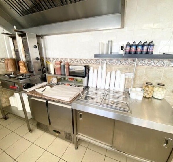 Freehold Fish & Chip Takeaway Located In Bidford on Avon Photo 9