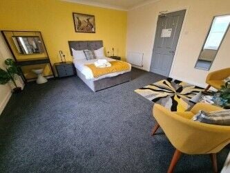 Refurbished Free Of Tie Somerset Inn/Hotel With 16 En-suite Letting Bedrooms Photo 9