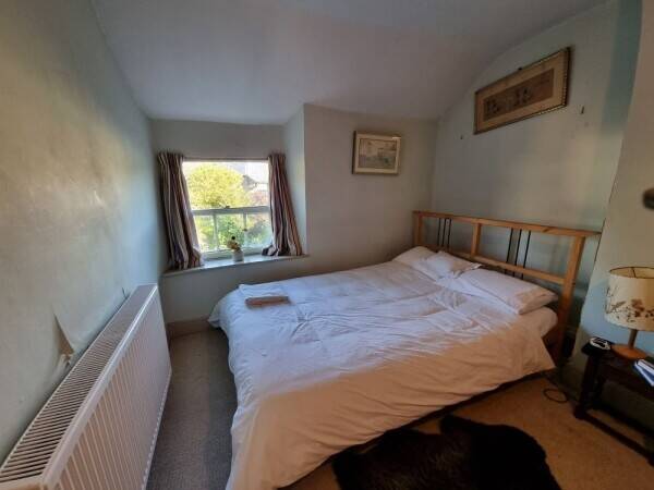 Elegant Freehold Hay on Wye Georgian Townhouse and Retail Business For Sale Photo 9