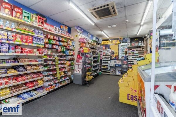 Convenience Store Photo 9
