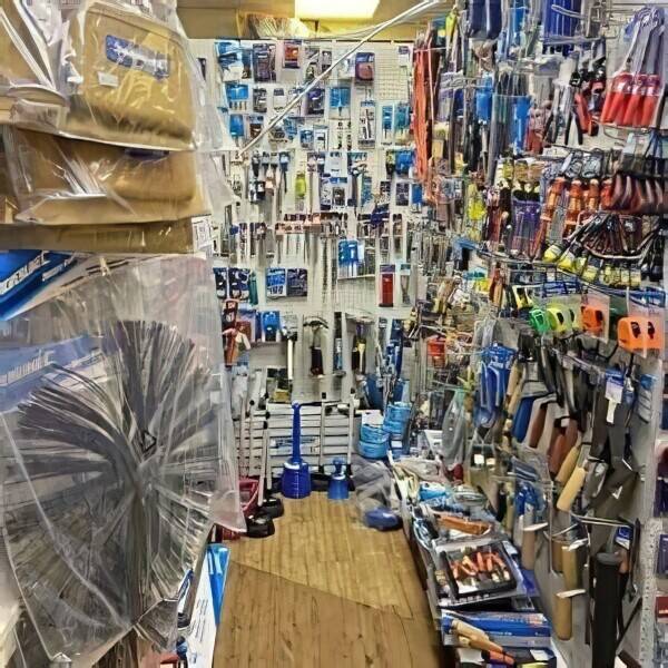 Convenience and DIY Store in Wrexham Photo 9