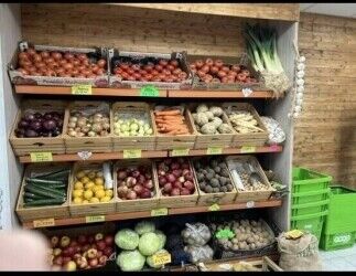Supermarket for Sale Edgware London - Currently closed from January 2024 - Previously High turnover business Photo 9