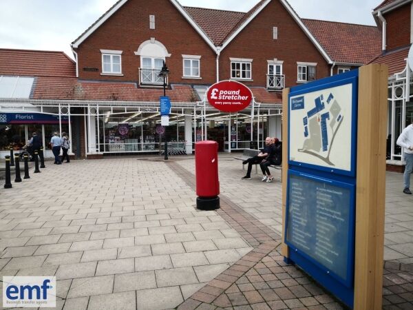 NEWSAGENTS & POST OFFICE Photo 9