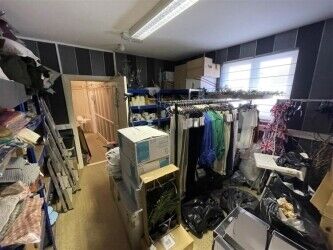 Quaint East Devon Coffee Shop and Boutique Business For Sale in Budleigh Salterton Photo 9
