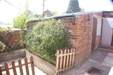Wirral Delicatessen/Cafe/Sandwich Bar For Sale. Shop with 2 Bed Accomm. Good Location. £29,995 + SAV Photo 9