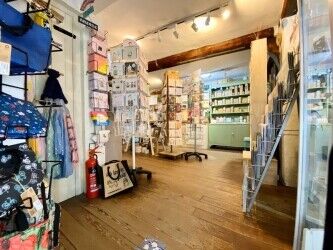 GIFT & CARD SHOP Photo 9