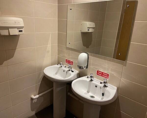 Indian Vegetarian Sweet Centre/Takeaway & Restaurant Hall Green Birmingham West Midlands Photo 9