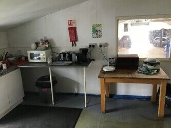 Well Established Garage For Sale Photo 9