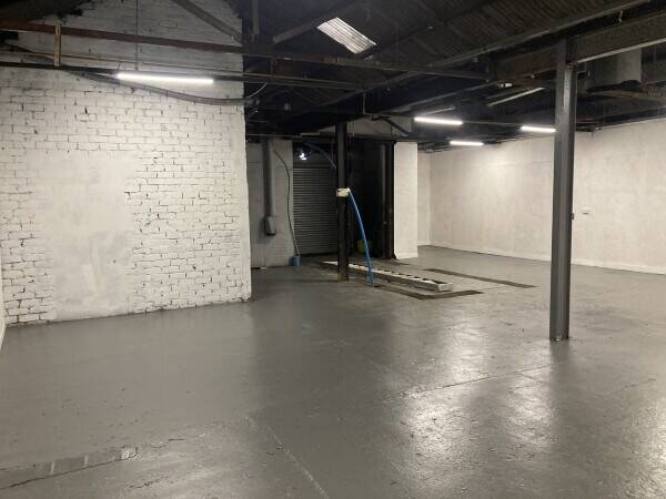Commercial Unit Photo 9