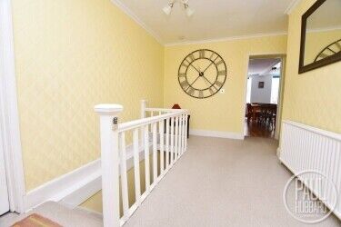 Wool Shop with Living Accommodation and Private Garden. Lowestoft High Street, Suffolk. Photo 9