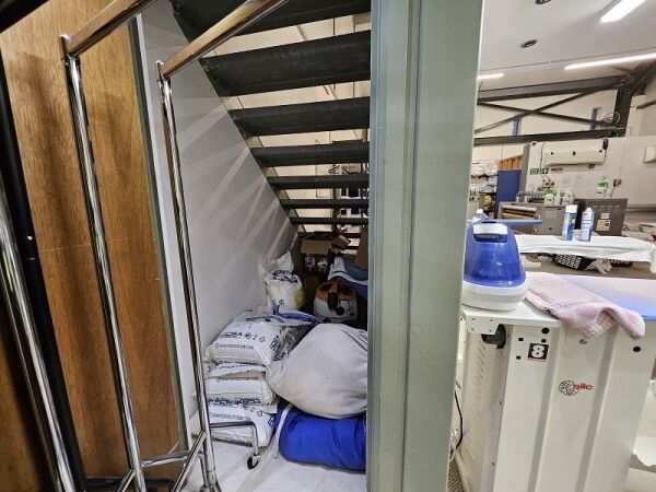 Highly rated Laundry service business for sale Photo 9