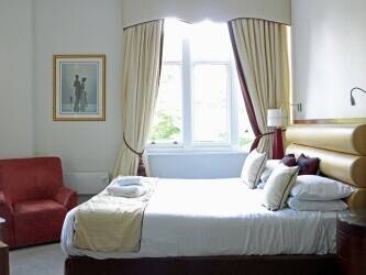 NOTTINGHAMSHIRE - DISTINCTIVELY REFURBISHED 12 BEDROOM HOTEL AND RESTAURANT Photo 9