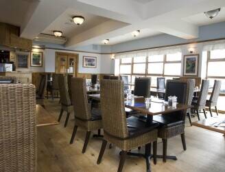 Traditional Public House 11 En-Suite Letting Rooms with Sea Views Photo 9