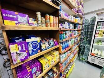 Prime Location Offlicense / Convenience store for SALE in East London - with value add potential Photo 9