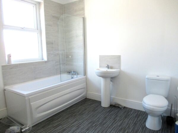 HIGH TURNOVER FREEHOLD CONVENIENCE STORE - WIRRAL Photo 9
