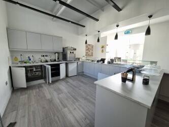 GWYNEDD – COMMERCIAL AND/OR HOTEL DEVELOPMENT OPPORTUNITY IN POPULAR NORTH WALES SEASIDE TOWN Photo 9