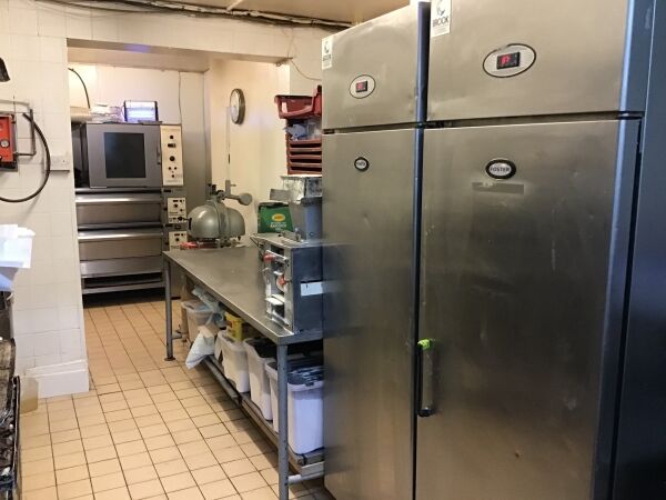HIGH SALES SANDWICH BAR, TAKEAWAY & BAKE OFF, CARDIFF SUBURB Photo 9