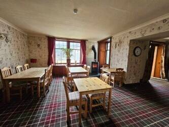 lifestyle business. Licensed bar, cafe, restaurant, B&B £10,000 in-going premium, rent £16,000 per a Photo 8