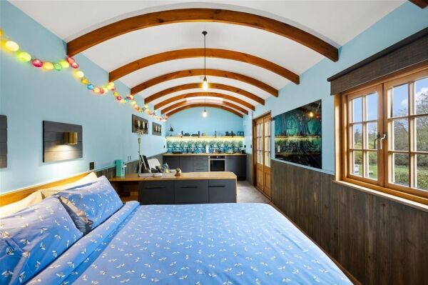 Three luxury glamping cabins with a four-bedroom detached cottage included with the sale - Mardu, Clun Photo 9