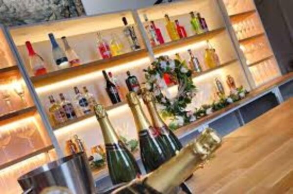Mobile Bars Business Located Near Truro Photo 9