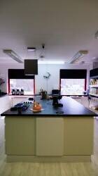 Fully Equipped Commercial Kitchen Studio for Sale – Turnkey Business in London Fully Equipped Commercial Kitchen Studio for Sale – Turnkey Business in London