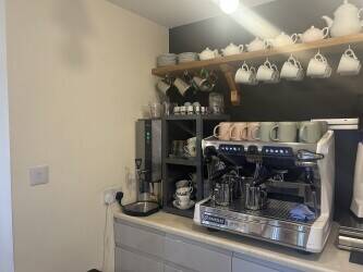 Beautiful Rural tea room and ice cream parlour Photo 9